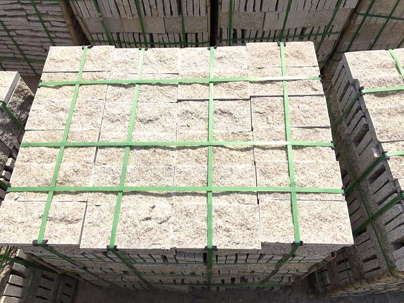 黄锈石蘑菇石 (2).jpg